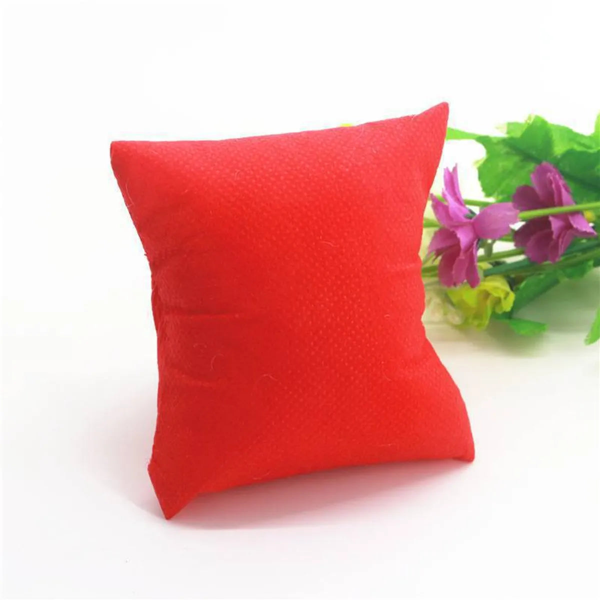 Red Non-Woven Fabric 7.6x8.5