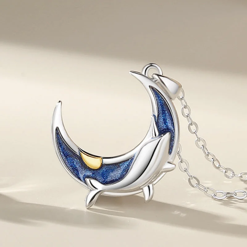 Cloud Meng Die Whale Necklace for Men