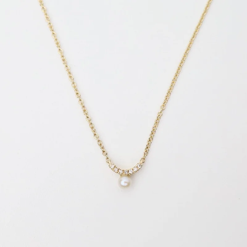 women's necklaces with adjustable chain -Mini Curve Diamond Bar with Pearl Necklace