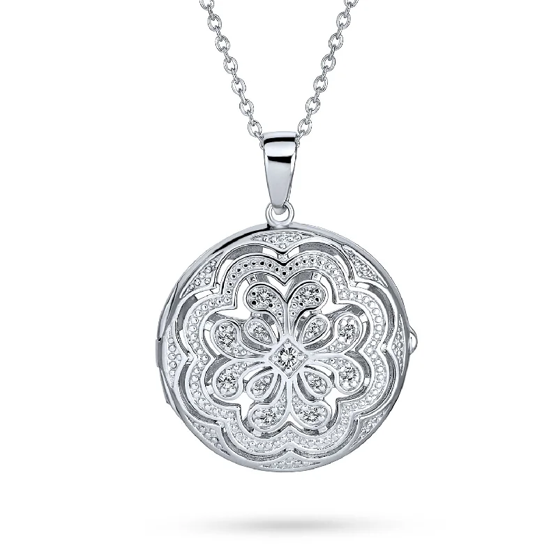 women's necklaces with adjustable clasp -Vintage Filigree Star Flower Aromatherapy Locket Necklace Sterling Silver Keepsake