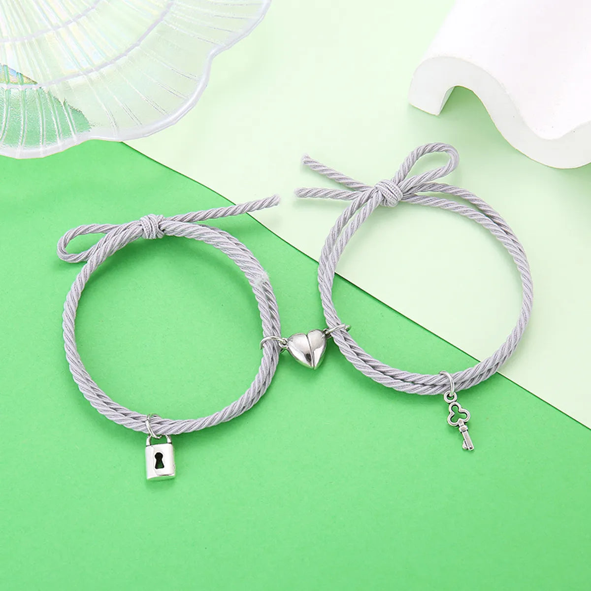 Rubber Band Love Key Lock Gray Pair