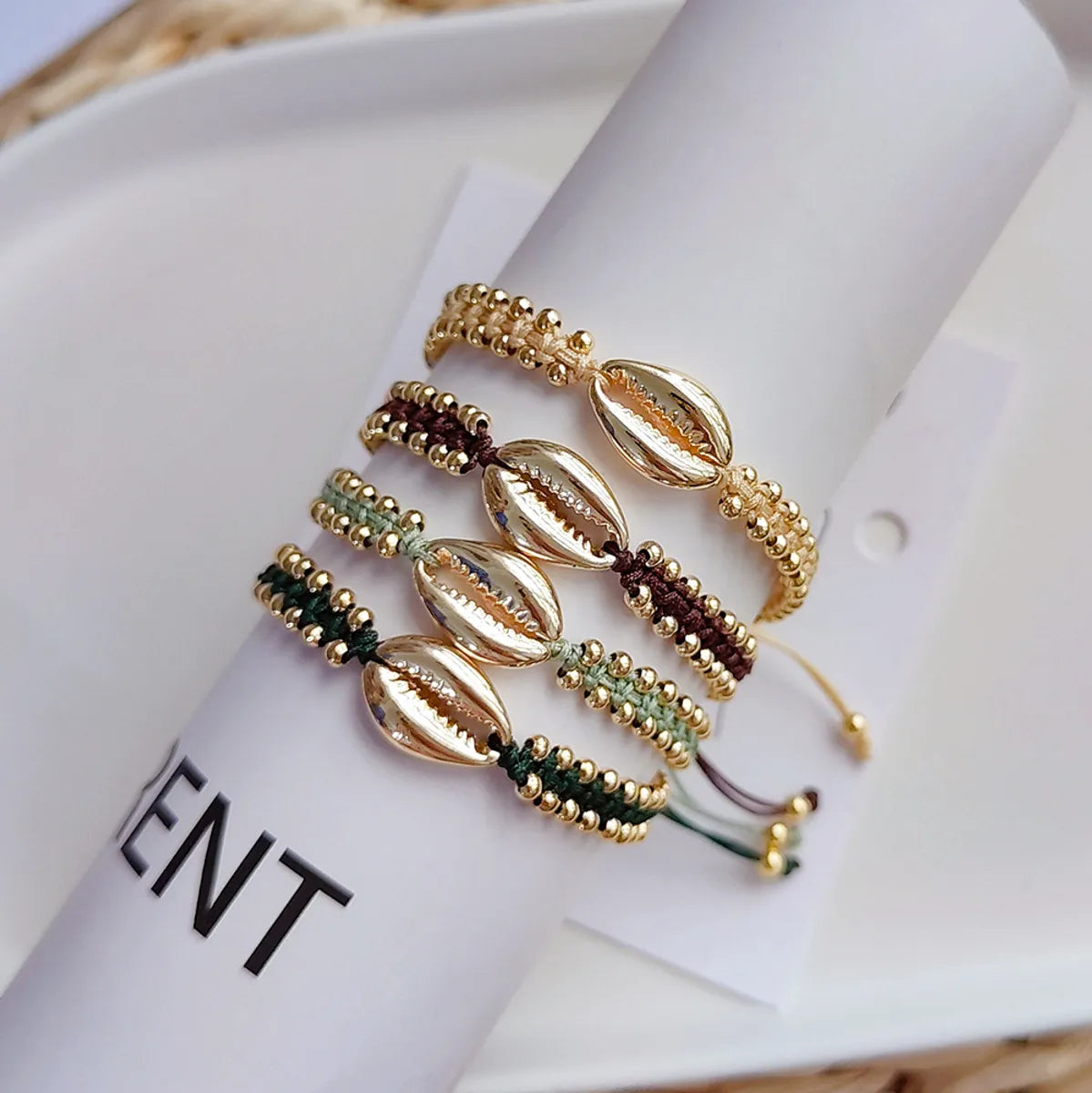 women's bracelets with bold design -Streetwear Shell Metal Copper Beaded Knitting Plating Women's Bracelets