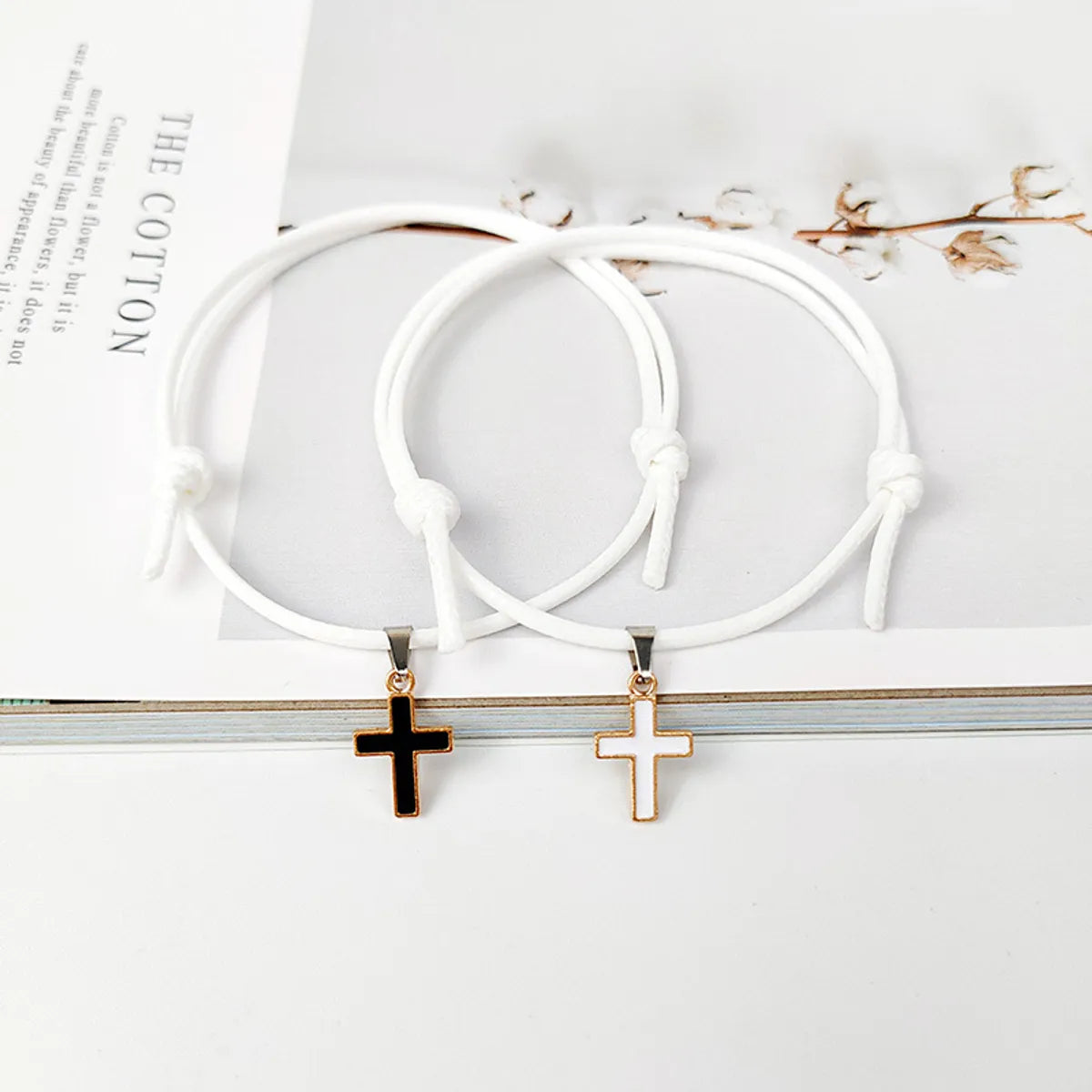 Wax Rope Cross White Pair