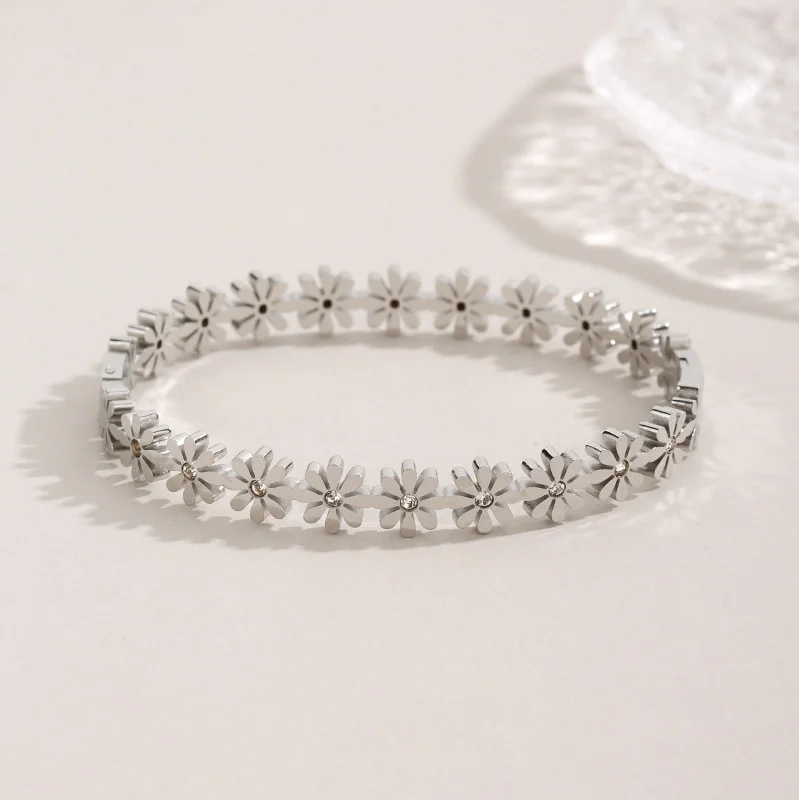 Chrysanthemum Bracelet Silver