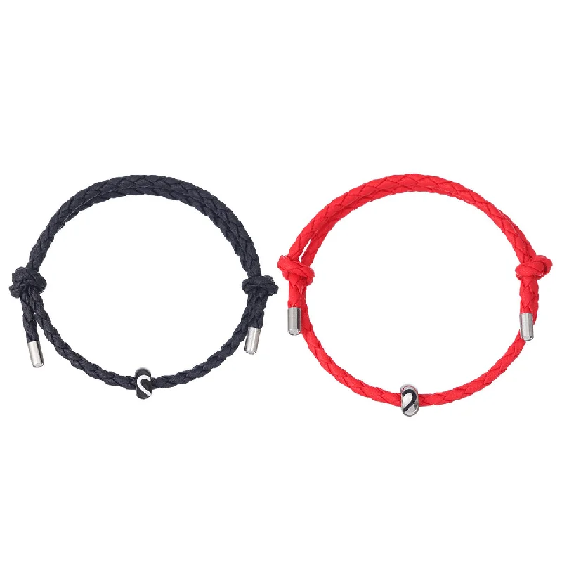 Heart-Shaped Black and Red Pu Carrying Strap