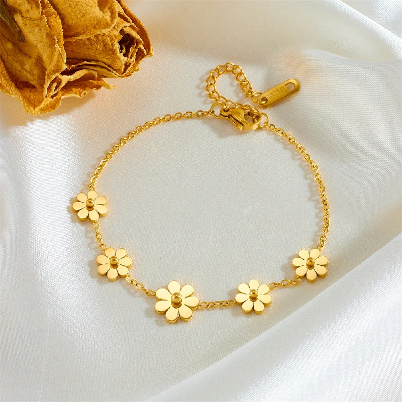 Chrysanthemum Bracelet